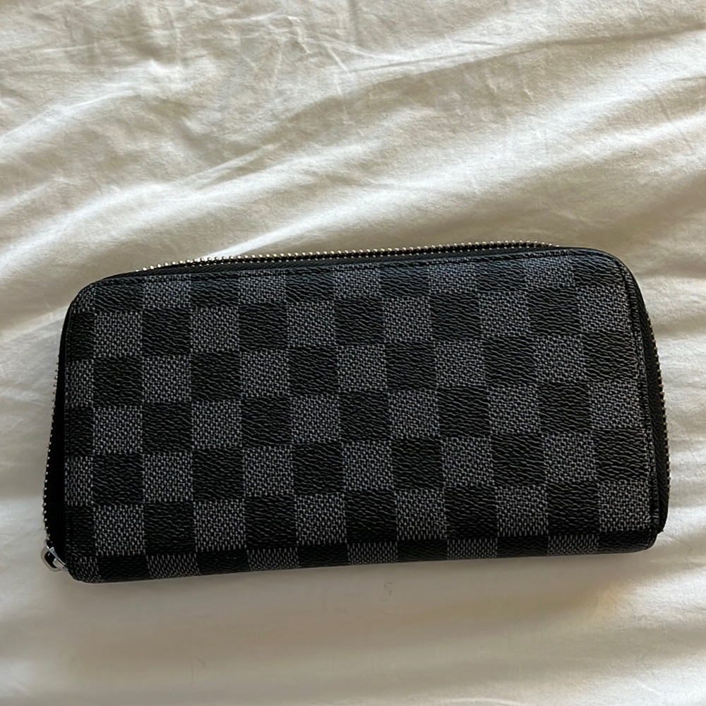 Checkered wallet